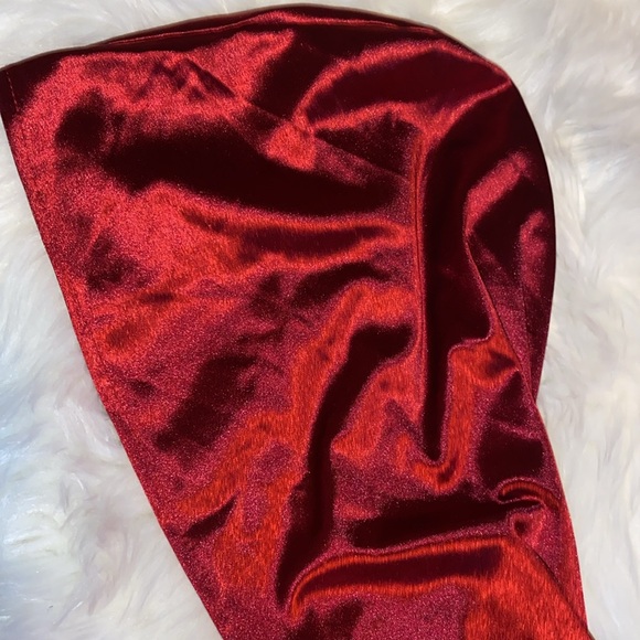 Little Red Riding Hood Attire - Picture 7 of 9